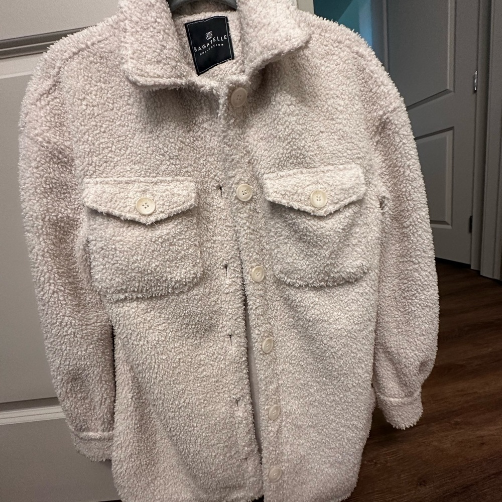 Women's Cream Sherpa Jacket
